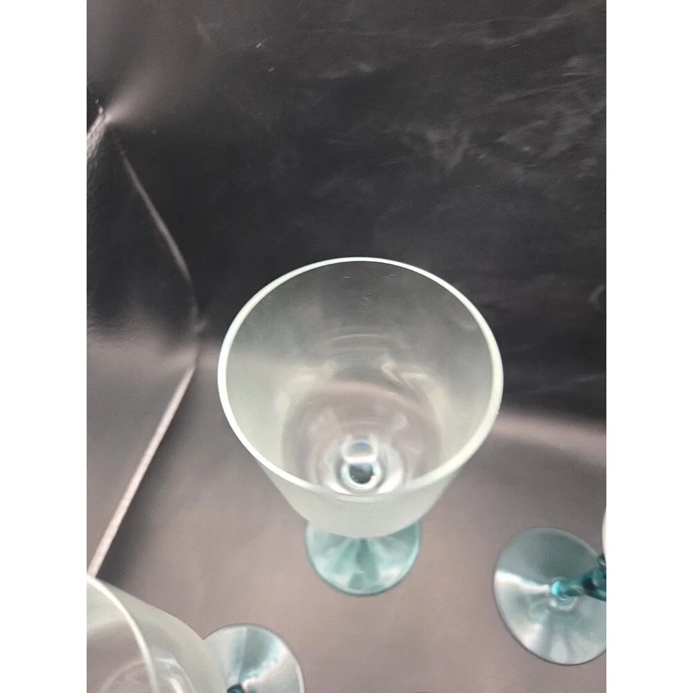 Green Stem Wine Glass Set of 4 Twist Stem Blown Glass